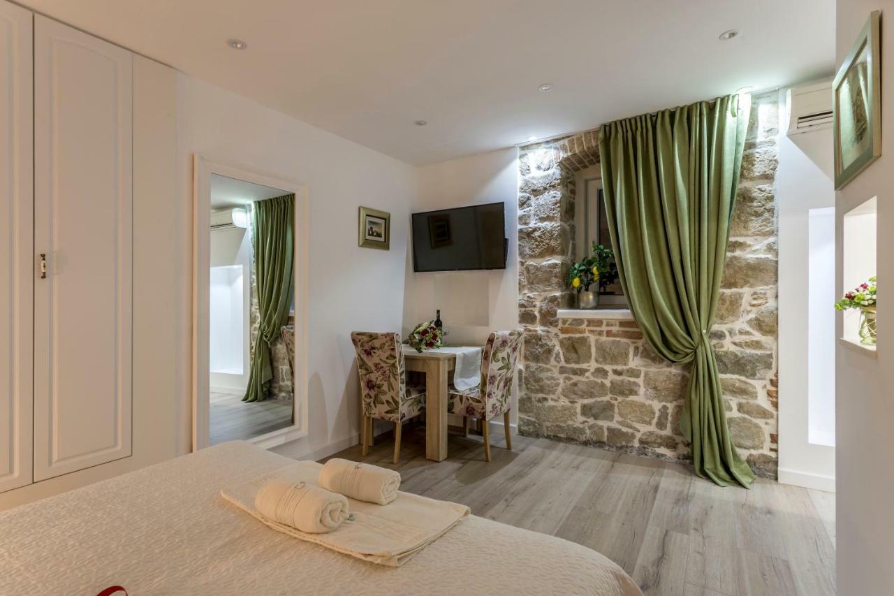 Split Center Apartments Экстерьер фото